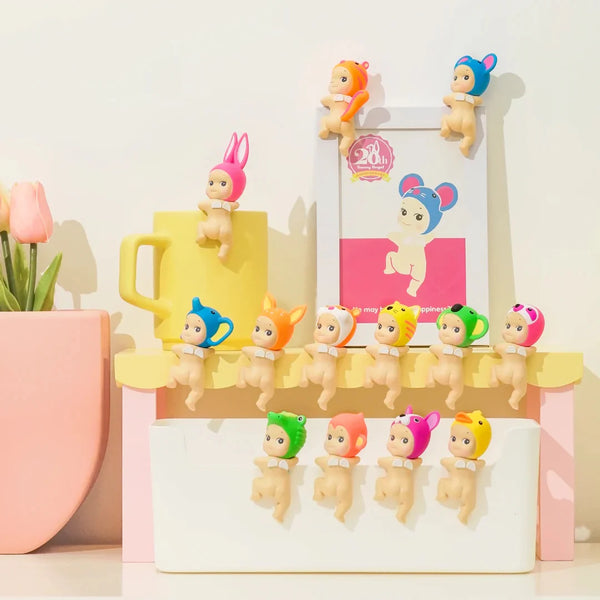 Sonny Angel HIPPERS Looking Back